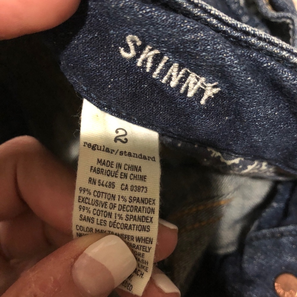 American Eagle size 2 skinny denim